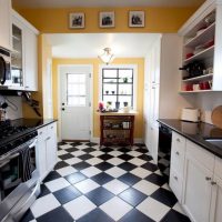 Rhombic tile in black and white