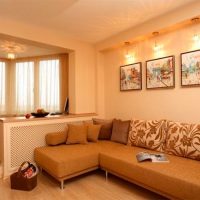 Illumination décorative de peintures sur le mur du salon