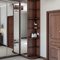 Armoire d'angle en forme de L