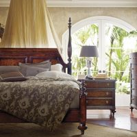 Meubles en bois dans la chambre