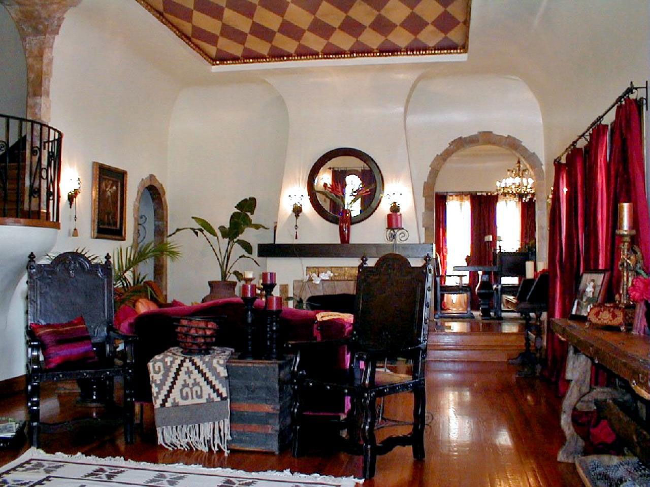 Salon de la maison de campagne coloniale indienne