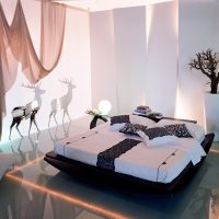 Chambre design avec sol brillant
