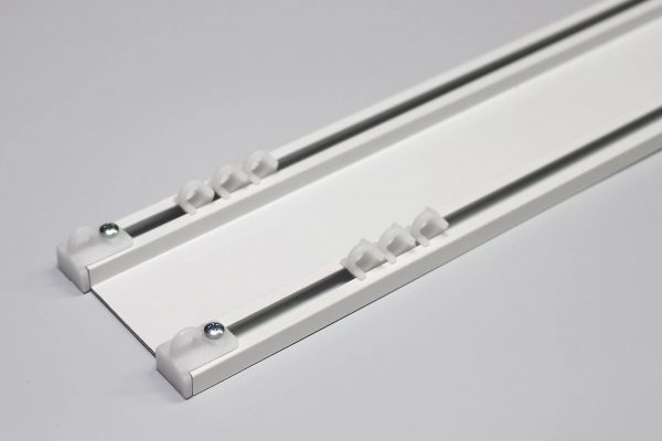 new technology using profiles allows you to attach the curtain rod to the ceiling.